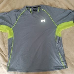 Athletic shirt